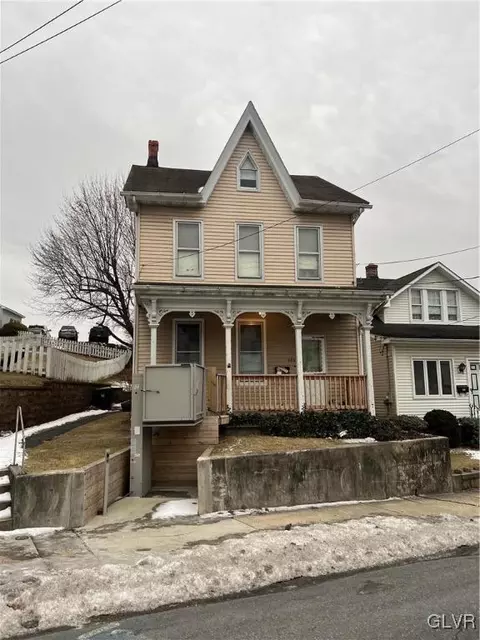 423 W Market St, Orwigsburg, PA 17961