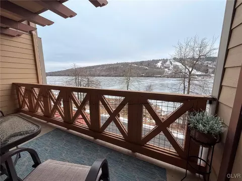 324 Hummingbird Way #201, Lake Harmony, PA 18624