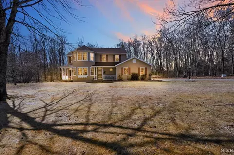 650 Golf Rd, Tamaqua, PA 18252