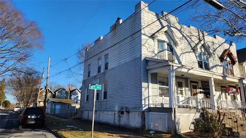 640 10th Ave, Bethlehem, PA 18018 photo 2