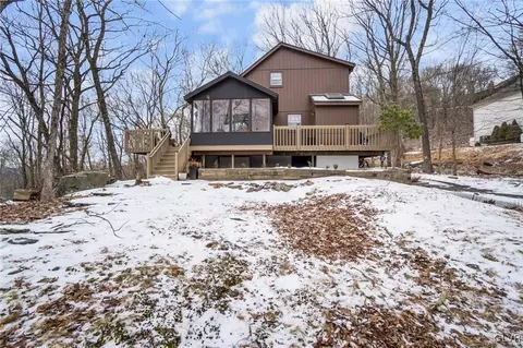 5967 Decker Rd, Saw Creek, PA 18324 photo 7