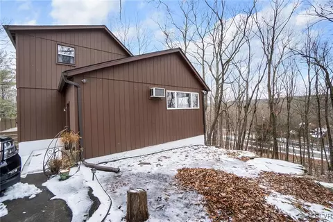 5967 Decker Rd, Saw Creek, PA 18324 photo 46