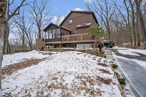 5967 Decker Rd, Saw Creek, PA 18324 photo 5