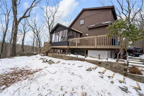 5967 Decker Rd, Saw Creek, PA 18324 photo 6