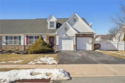 1234 Briarwood Ln, Forks Twp, PA 18040