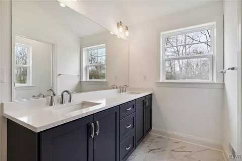 4337 Taviston Ct E, Emmaus, PA 18049 photo 17