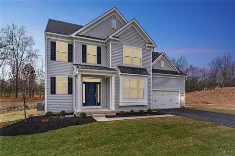 4386 Taviston Ct E, Emmaus, PA 18049