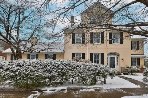 1573 Linden St, Bethlehem, PA 18017
