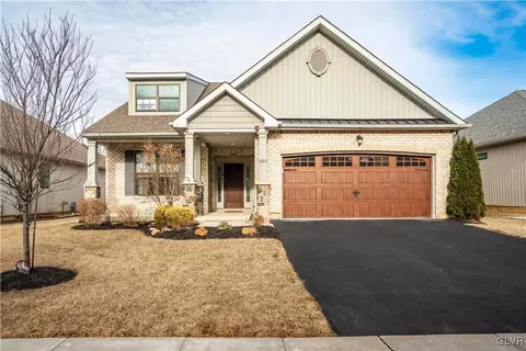 3522 Daylily Dr, Emmaus, PA 18049