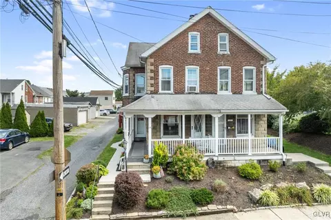 13 S 7th St, Emmaus, PA 18049