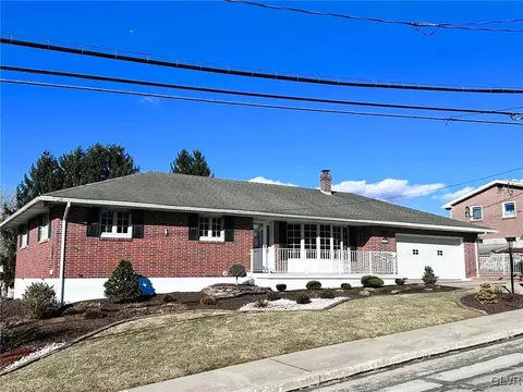 213 E 10th St, Northampton, PA 18067