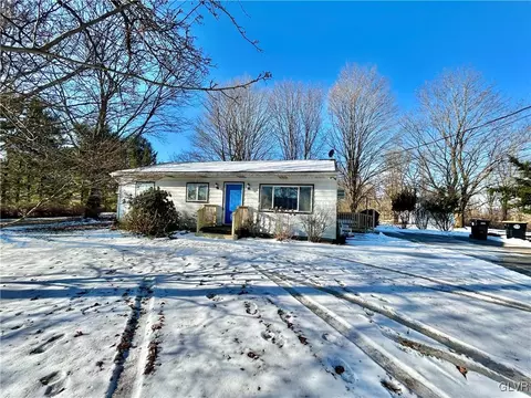 559 Potomac St, Mount Bethel, PA 18343