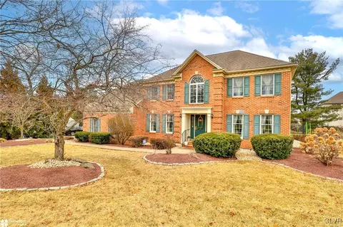1214 Highland Dr, Orefield, PA 18069