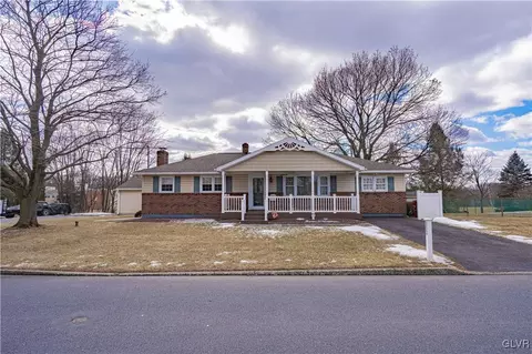 650 Arndt Rd, Easton, PA 18040