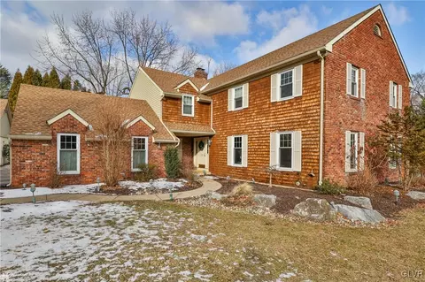 802 Barnsdale Rd, Allentown, PA 18103