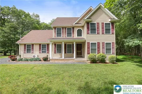 53 Maccauley Rd, Albrightsville, PA 18210