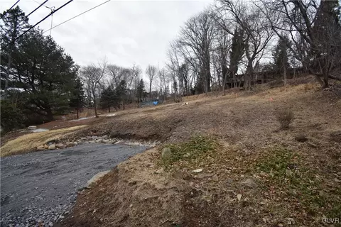 102 Spengler Ave, Forks Twp, PA 18040