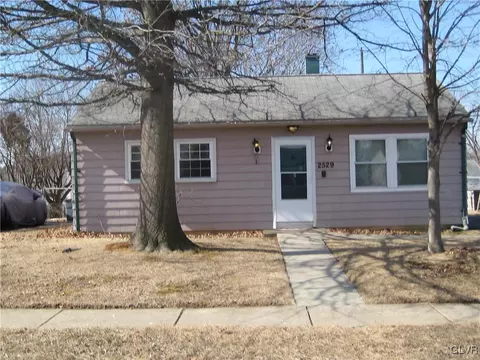 2529 East Blvd, Bethlehem, PA 18017
