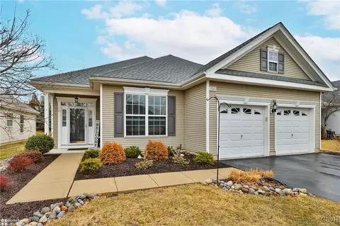 2025 Kingsview Rd, Macungie, PA 18062