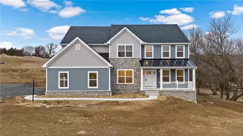 416 Long Lane Rd, Walnutport, PA 18088