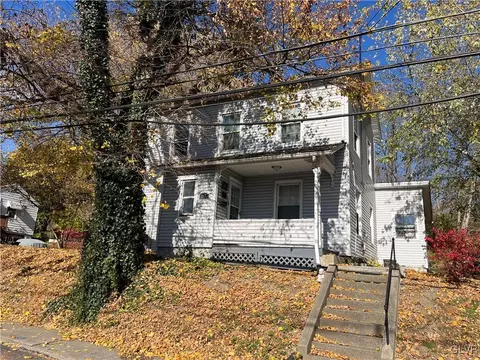 355 W Main St, Bath, PA 18014