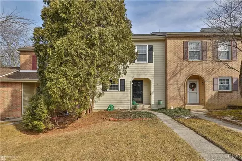 1931 Cricklewood Cv, Fogelsville, PA 18051