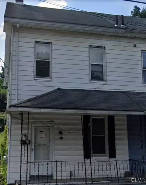 204 Main St, Freemansburg, PA 18017