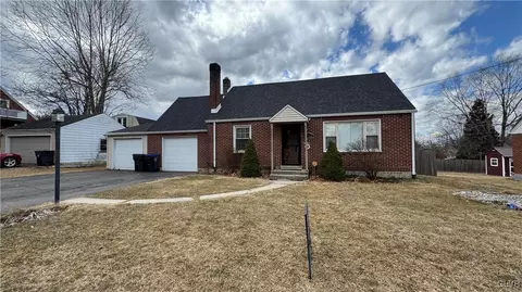 1514 Hausman Ave, Allentown, PA 18103