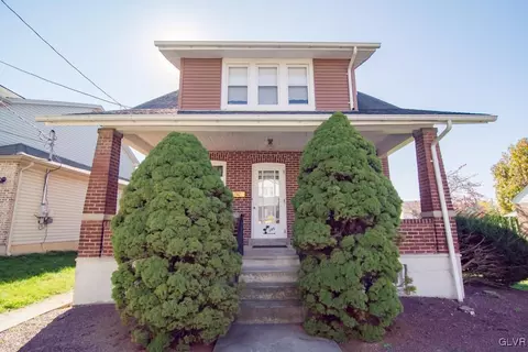 1108 5th St, Catasauqua, PA 18032