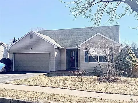 1816 Blush Dr, Easton, PA 18045