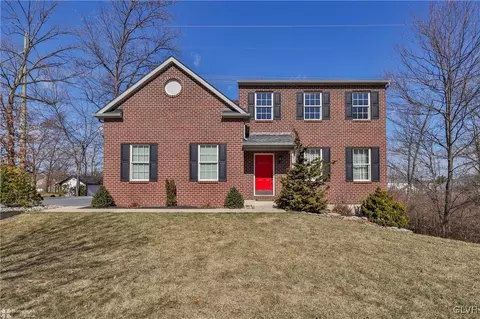 5551 Reid Ln, Allentown, PA 18104