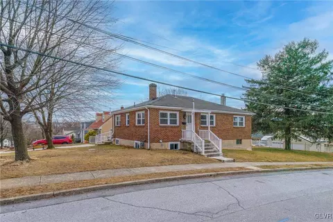 610 New York Ave, Fullerton, PA 18052
