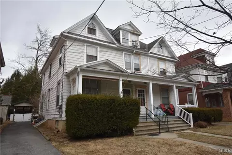 219 W Burke St, Easton, PA 18042
