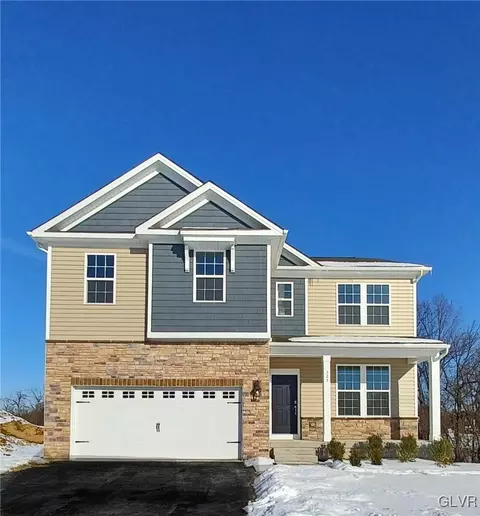 320 Knollwood Dr, Forks Twp, PA 18040