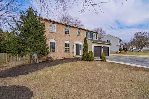 3911 Carter Rd, Bethlehem, PA 18020