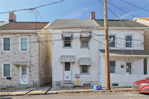 232 Peach St, Catasauqua, PA 18032