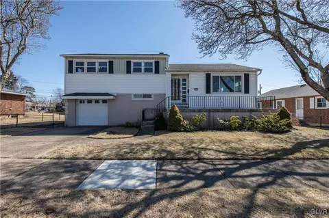 1536 Englewood St, Bethlehem, PA 18017