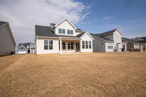 7013 Oak Ln, Bath, PA 18014 photo 27
