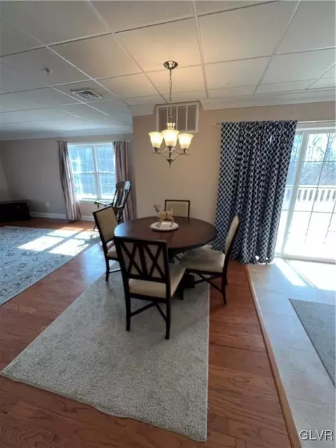 252 N Walnut St, Bath, PA 18014 photo 22