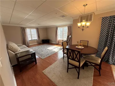 252 N Walnut St, Bath, PA 18014 photo 14