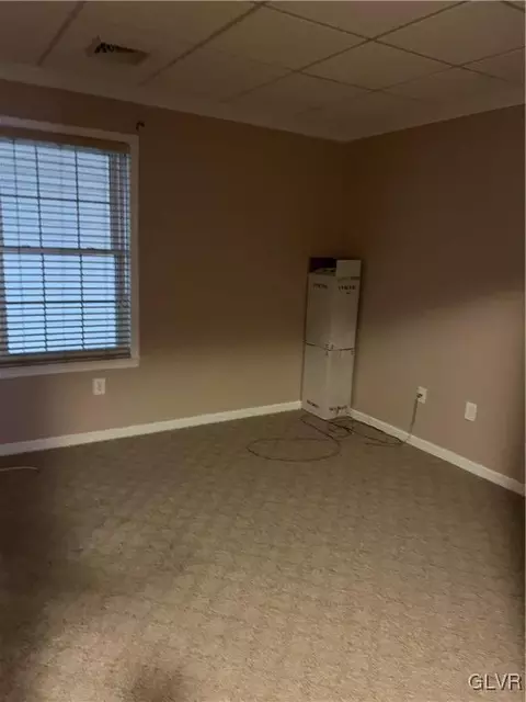 252 N Walnut St, Bath, PA 18014 photo 20