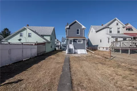 527 Monges St, Hazleton, PA 18201 photo 24