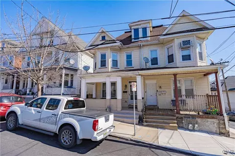 43 N 8th St, Easton, PA 18042