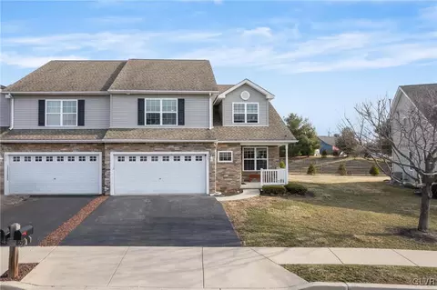 809 N Fork Dr, Forks Twp, PA 18040
