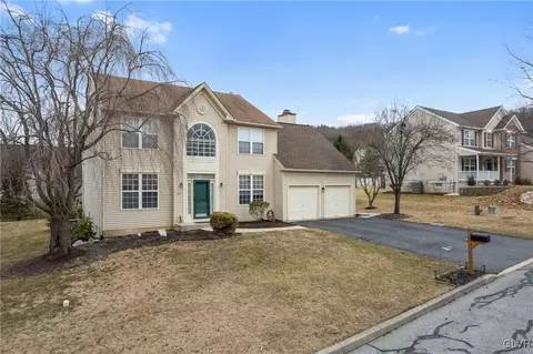 1865 Hoops Ln, Forks Twp, PA 18040