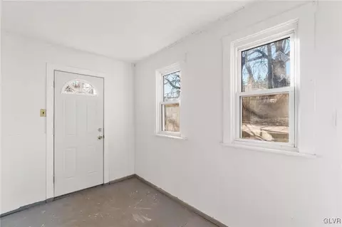 1296 E 4th St, Bethlehem, PA 18015 photo 17
