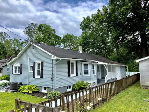 4553 1st Ter, Bangor, PA 18013