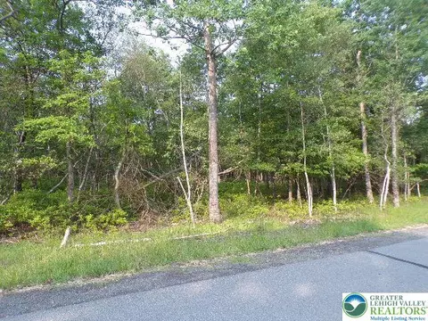claremont drive LOT 4403, Tunkhannock Twp, PA 18210