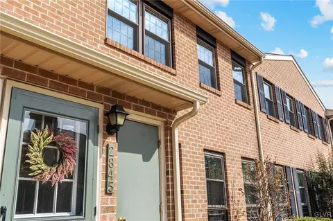 2845 Springhaven Pl, Macungie, PA 18062