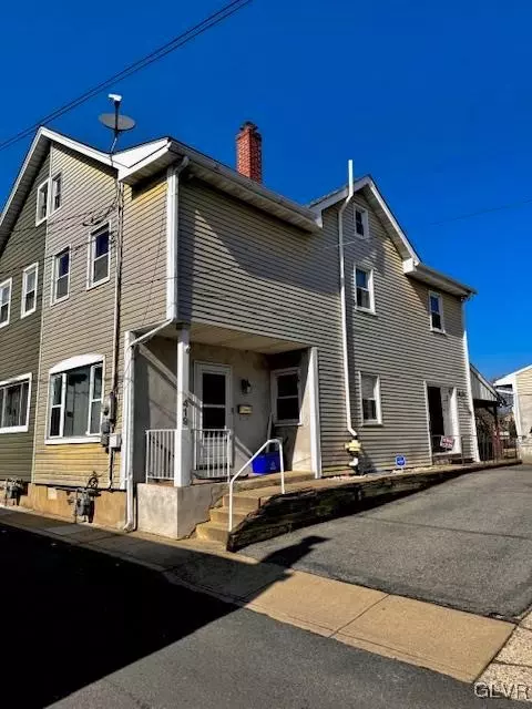 419 Crane St, Catasauqua, PA 18032